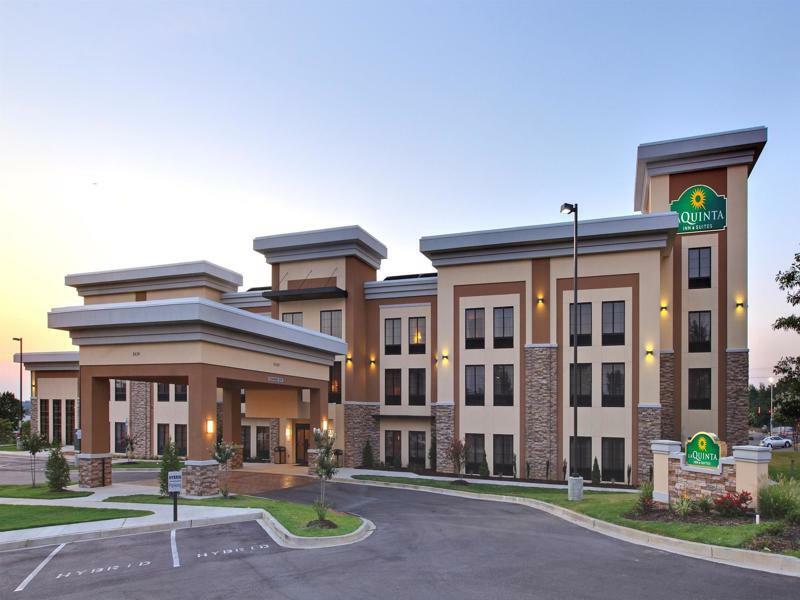 Отель La Quinta By Wyndham Memphis Wolfchase Экстерьер фото